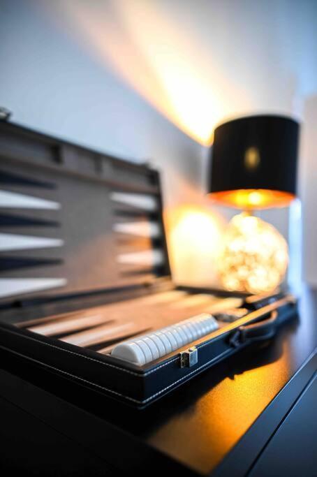 Moderne In Ruhiger Umgebung Nahe Messe Apartamento